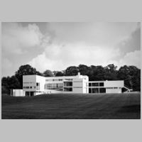 Richard Meier, House Weinstein (1969–1971), Old Westbury, photo Ezra Stoller, ESTO on ofhouses.com.jpg